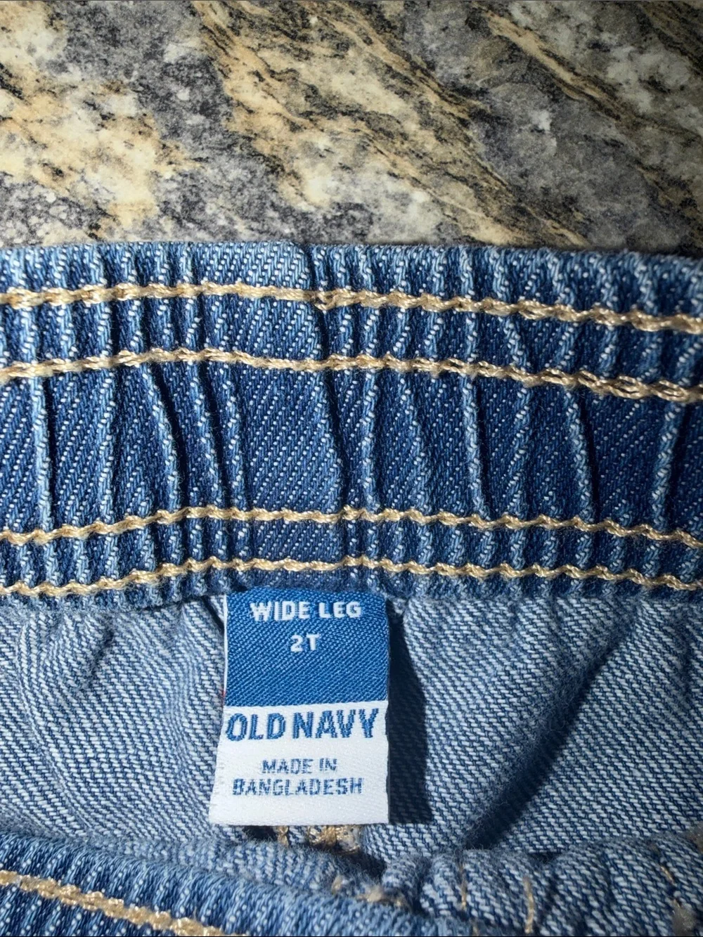 Old Navy ToddlerGirls Three-Pack Denim Pants - Light Blue, Medium Blue, Dark.